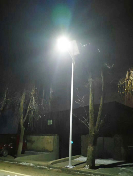 积石山县永昌太阳能路灯项目