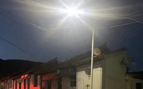 农村院子里最适合的永昌太阳能路灯亮度与安装要点 农村院子里最适合的永昌太阳能路灯亮度与安装要点